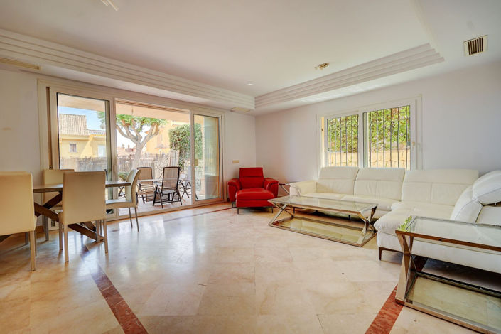 Image No.3-3 Bed Villa for sale