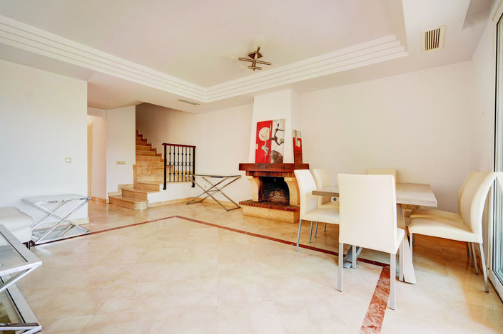 Image No.4-3 Bed Villa for sale