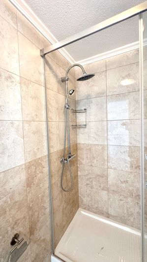 Image No.21-3 Bed Townhouse for sale