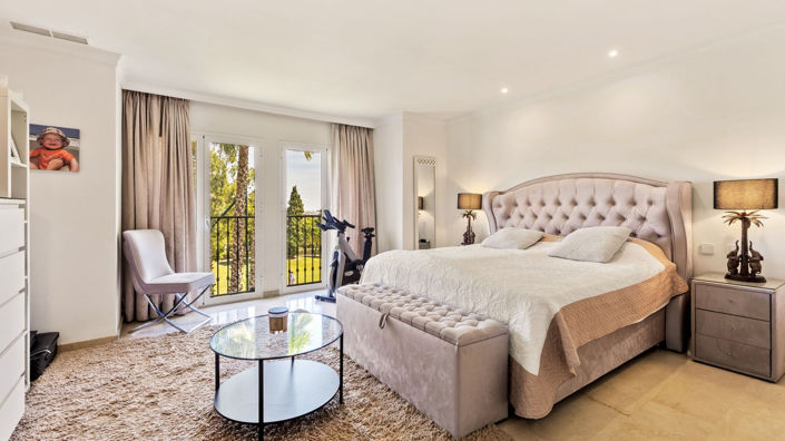 Image No.17-5 Bed Villa for sale