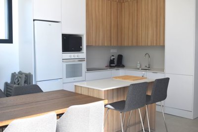 2024-09-25-114442-scaled