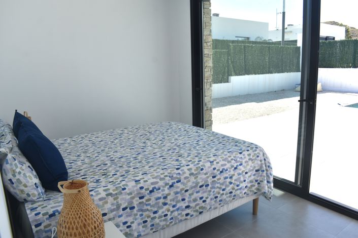 Image No.28-3 Bed Villa for sale