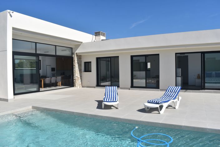 Image No.4-3 Bed Villa for sale