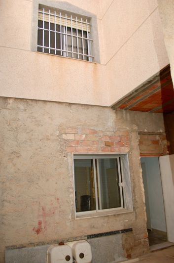 Image No.21-6 Bed Townhouse for sale