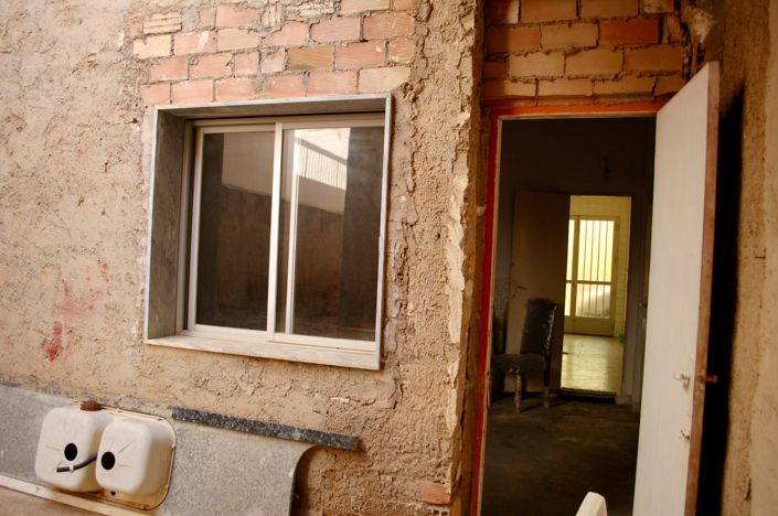 Image No.22-6 Bed Townhouse for sale