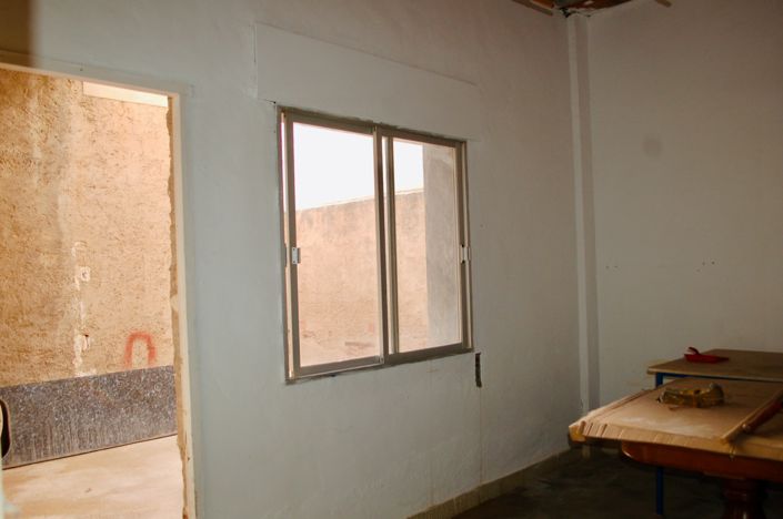 Image No.23-6 Bed Townhouse for sale