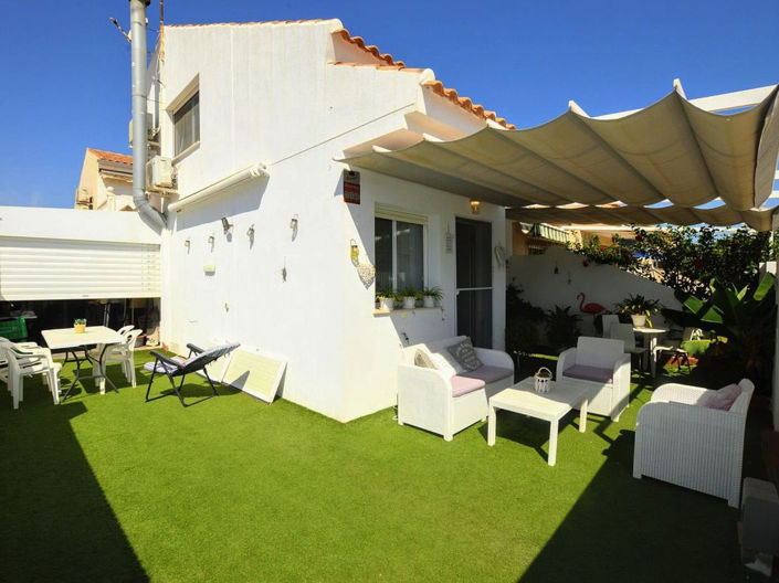 Image No.1-3 Bed House for sale