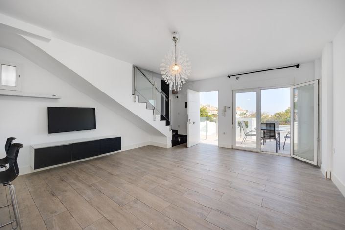 Image No.13-2 Bed Villa for sale