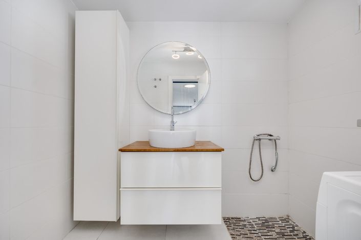 Image No.17-2 Bed Villa for sale