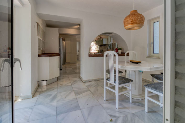 Image No.30-6 Bed Villa for sale