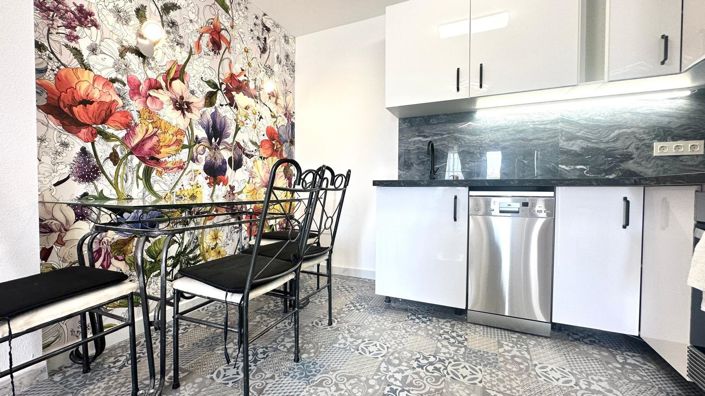 Image No.20-2 Bed Apartment for sale