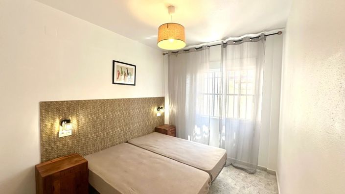 Image No.42-2 Bed Apartment for sale