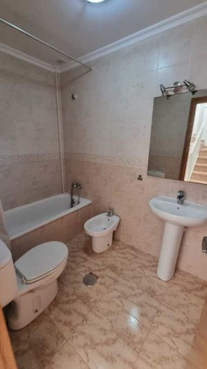 Image No.14-3 Bed Townhouse for sale