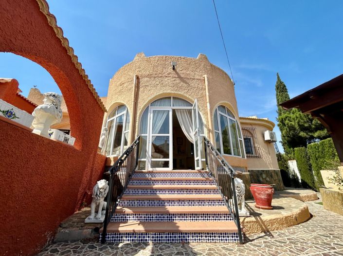 Image No.6-3 Bed Villa for sale