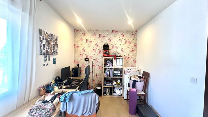 Image No.22-2 Bed Townhouse for sale