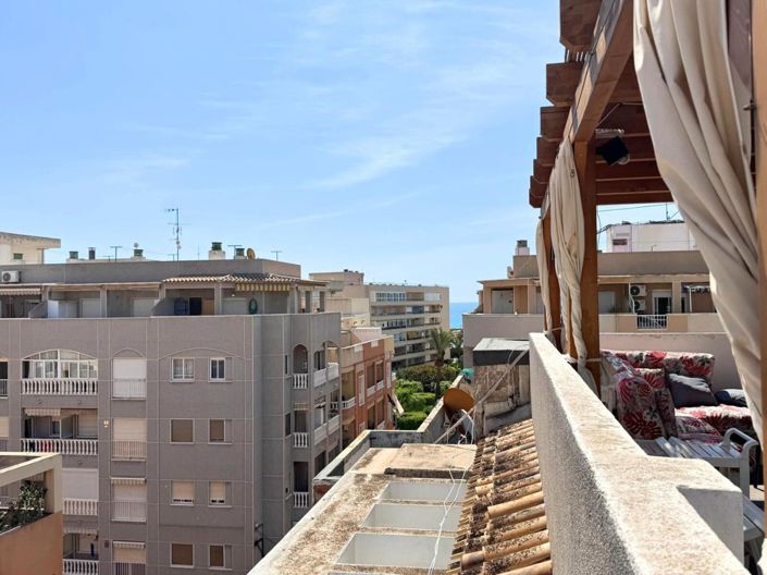 Image No.1-3 Bed Penthouse for sale