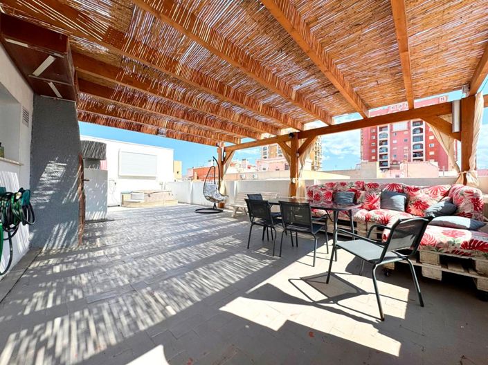 Image No.5-3 Bed Penthouse for sale