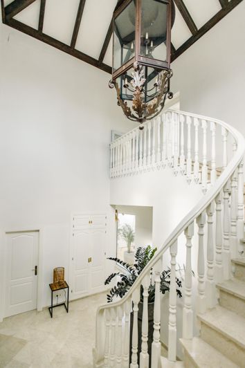 Image No.33-5 Bed Villa for sale