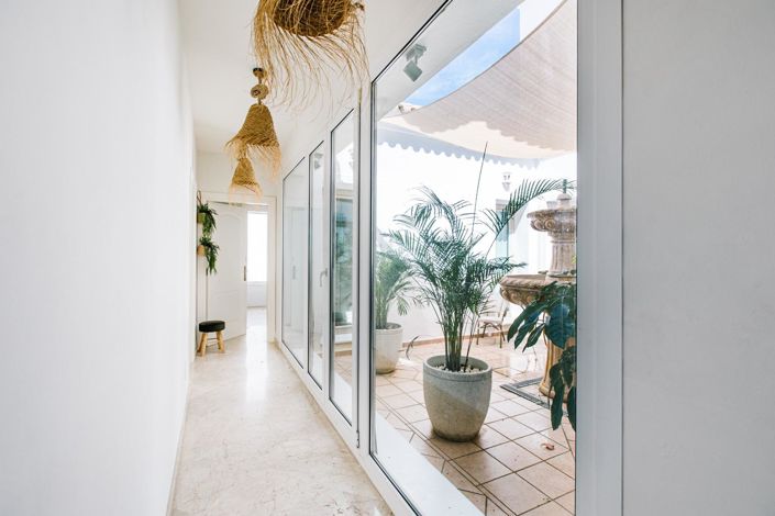 Image No.9-5 Bed Villa for sale