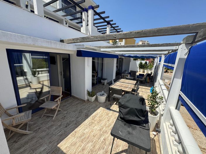 Image No.22-3 Bed Apartment for sale