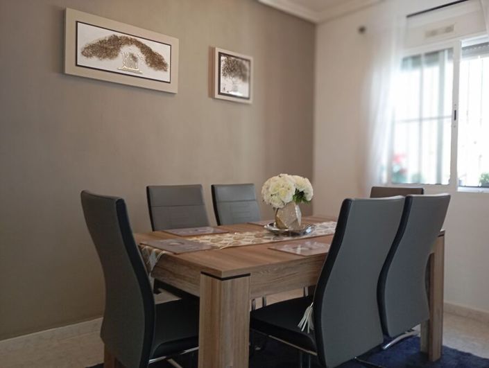 Image No.2-3 Bed Villa for sale