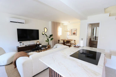 11-20939a0134ad724a8cb2a801094d15a4