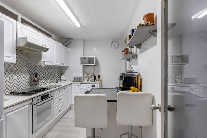 Image No.9-2 Bed Apartment for sale