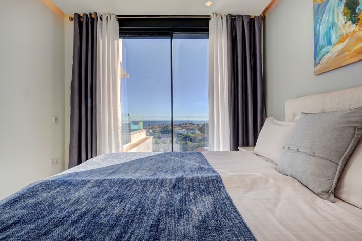 Image No.26-5 Bed Penthouse for sale