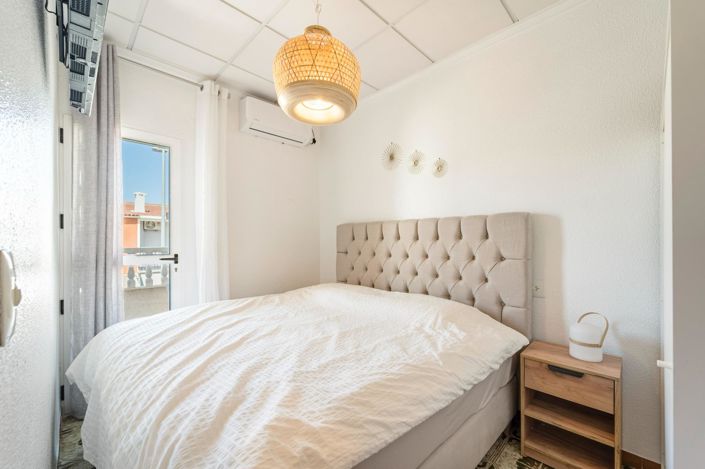 Image No.11-4 Bed Duplex for sale