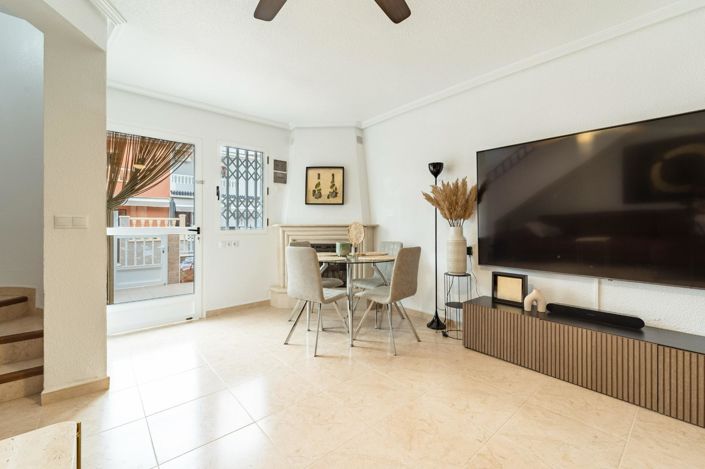 Image No.4-4 Bed Duplex for sale