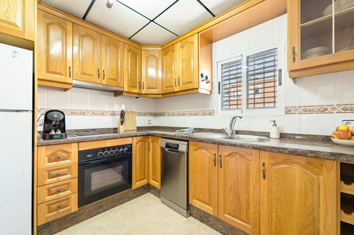 Image No.44-4 Bed Duplex for sale