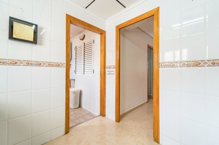 Image No.49-4 Bed Duplex for sale