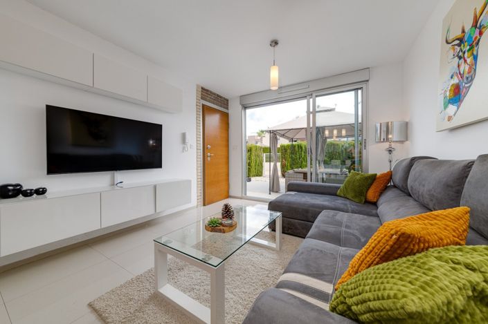 Image No.5-3 Bed Townhouse for sale