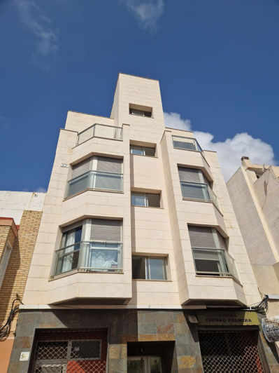 Image No.1-3 Bed Apartment for sale