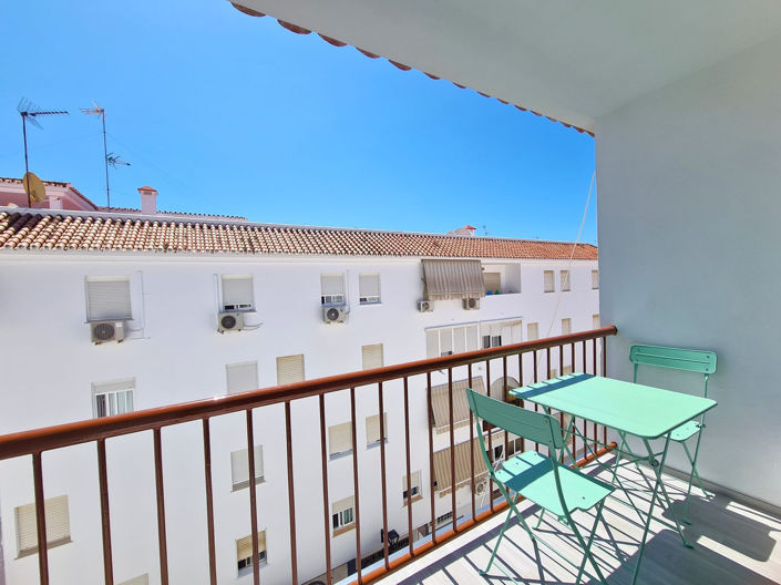 Image No.1-4 Bed Apartment for sale
