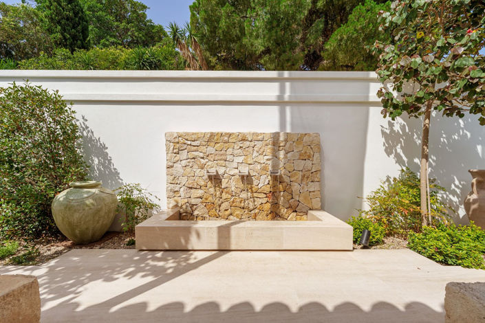 Image No.20-5 Bed Villa for sale