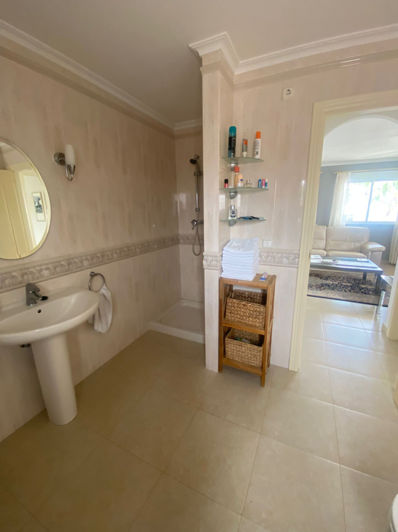 Image No.35-3 Bed Villa for sale