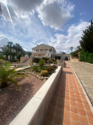 Image No.4-3 Bed Villa for sale