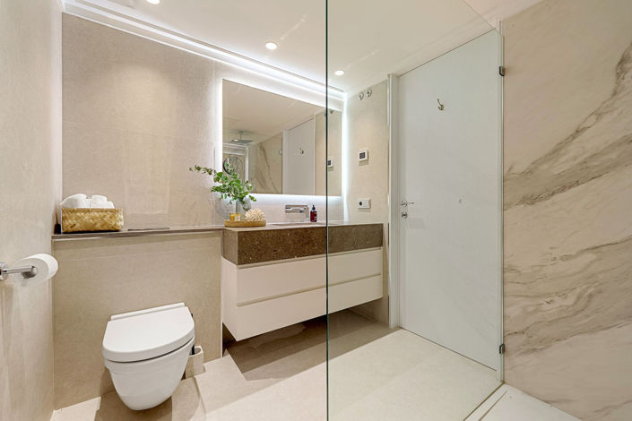 Image No.21-4 Bed Townhouse for sale