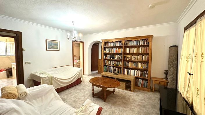 Image No.44-3 Bed Villa for sale