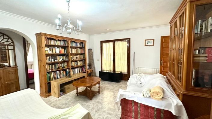 Image No.49-3 Bed Villa for sale