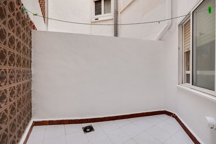 Image No.19-3 Bed Apartment for sale