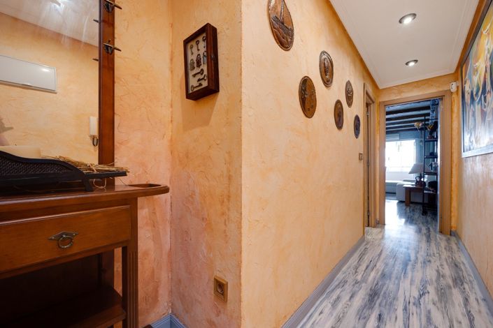 Image No.3-3 Bed Apartment for sale