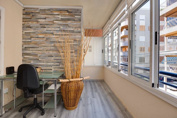 Image No.8-3 Bed Apartment for sale