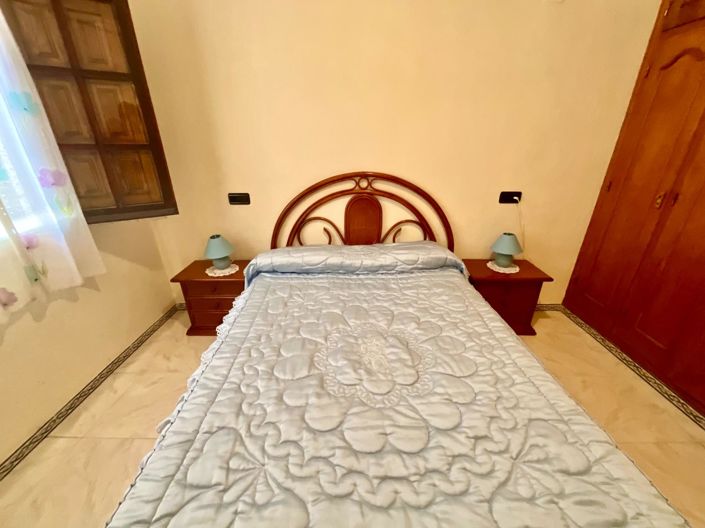 Image No.15-2 Bed Bungalow for sale