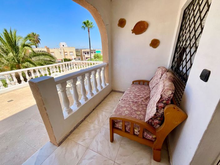 Image No.22-2 Bed Bungalow for sale