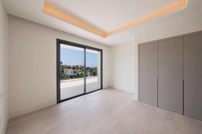 Image No.22-4 Bed Villa for sale