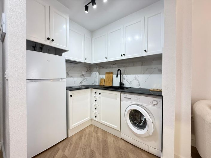 Image No.11-2 Bed Apartment for sale