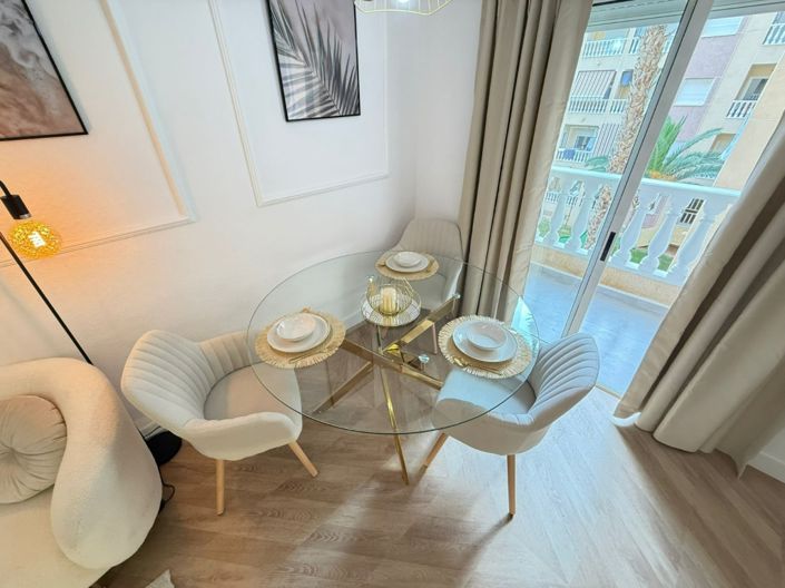 Image No.2-2 Bed Apartment for sale