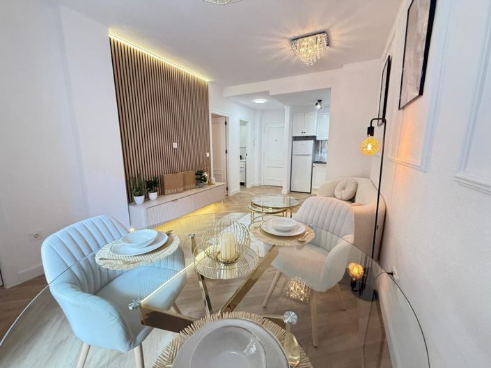 Image No.8-2 Bed Apartment for sale